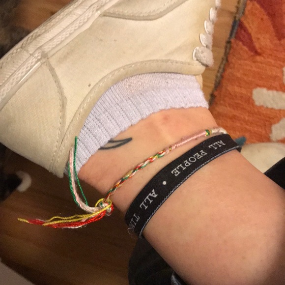 Friendship Bracelets - Picture 3 of 4